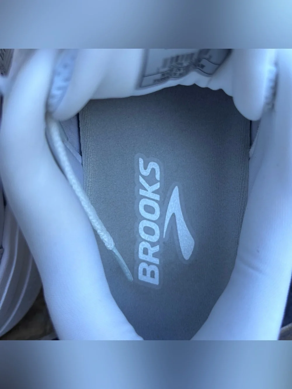 Brooks Ghost Max L White Leather Running Shoes Women’s 9.5 - Picture 10 of 11